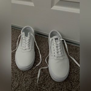 White Old School Vans Mens/Womens